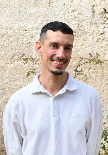 Adonis Vais by Haris Savopoulos